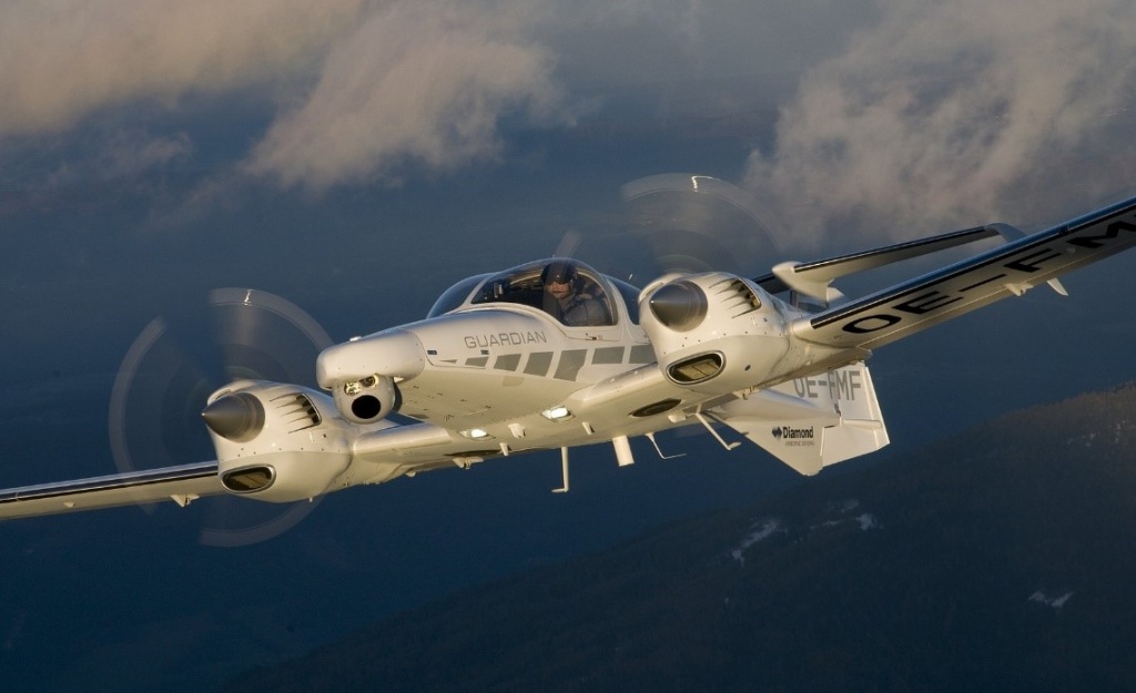 ООО НПК «Йена Инструмент» и Diamond Aircraft Industries GmbH ООО НПК «Йена Инструмент» и Diamond Aircraft Industries GmbH